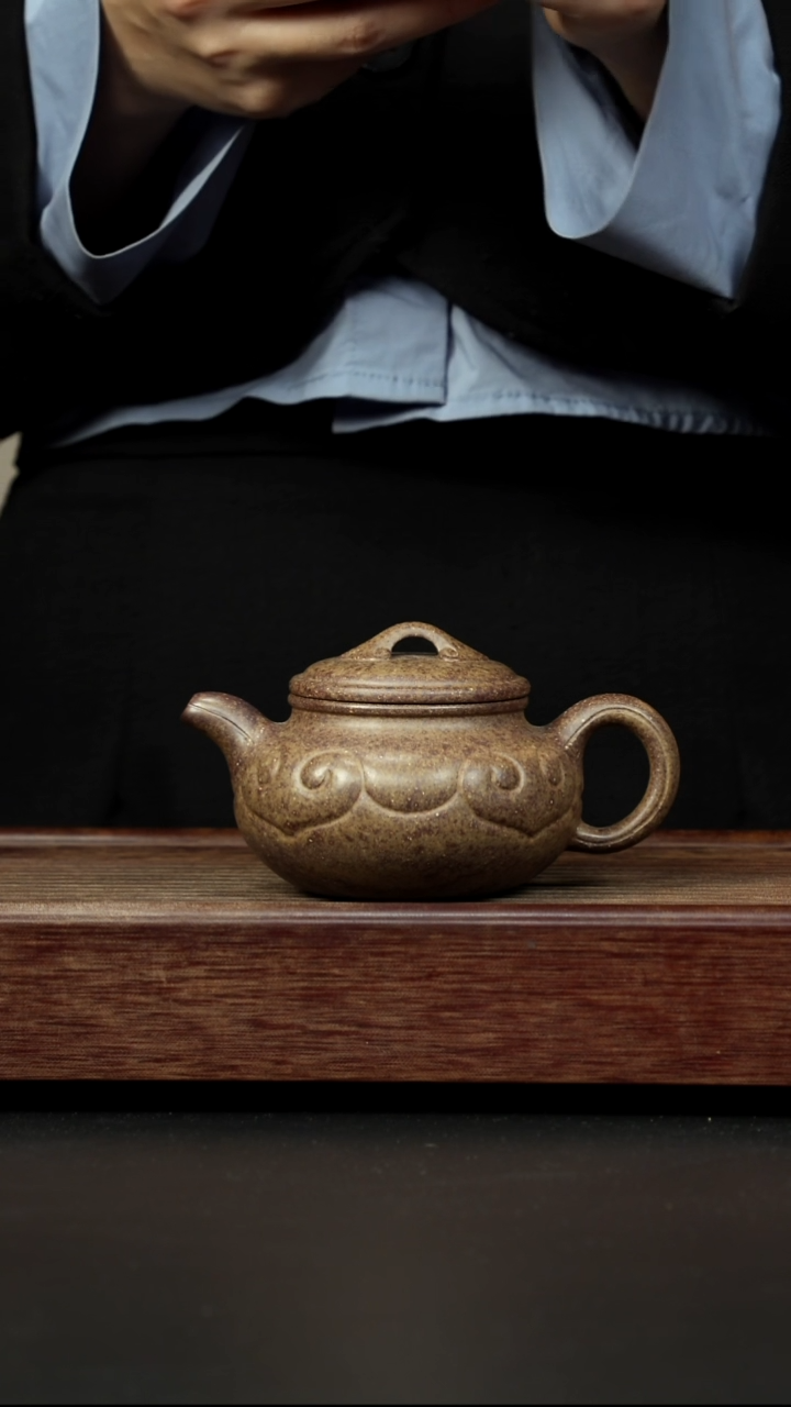 紫砂茶壶本绿柴烧 仿古如意