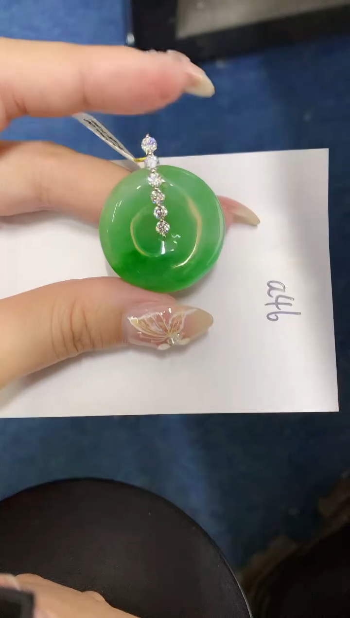 【闪购商品】翡翠颈饰18K金镶嵌0000000000