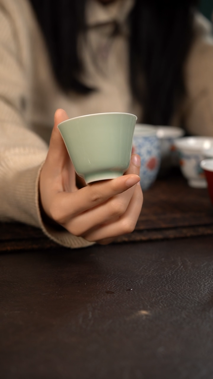 【闪购商品】杯云霞珍藏豆青纯色铃铛杯