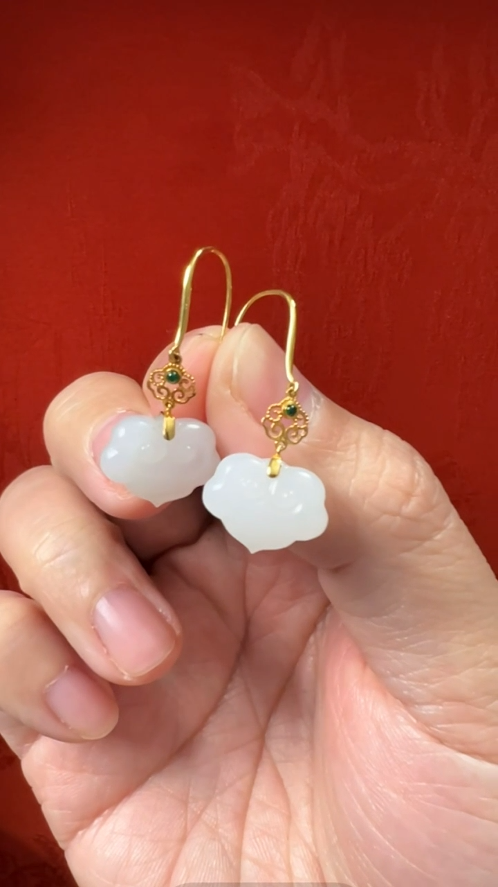 【闪购商品】和田玉耳坠18K金镶嵌如意耳坠