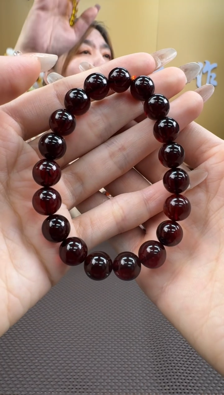 【闪购商品】琥珀裸石未镶嵌手串9-10多样性，发一