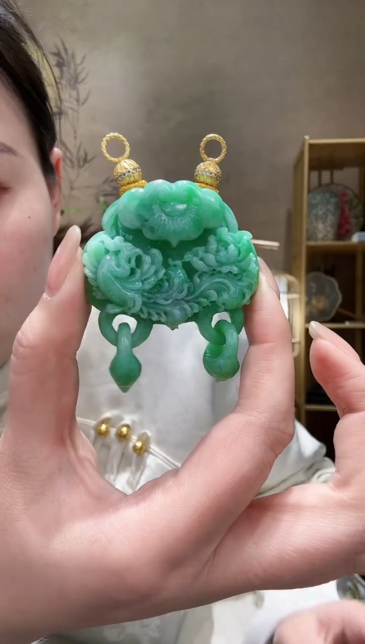 【闪购商品】翡翠颈饰未镶嵌吊坠