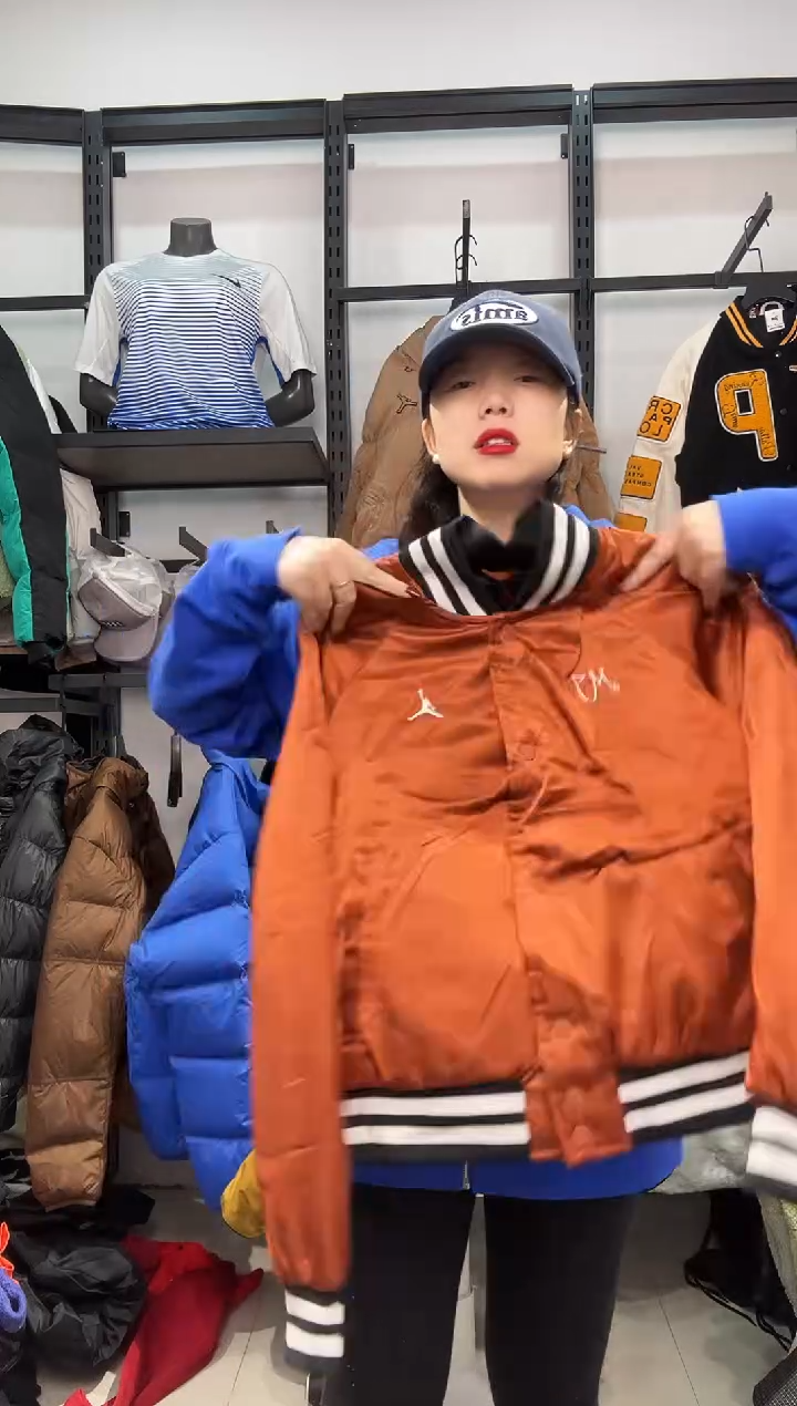 2343闪购编码 Nike/Jordan运动卫衣裤以直播间过款为准 尺码·XL
