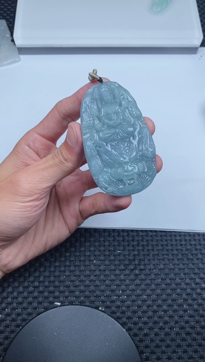 【闪购商品】翡翠颈饰未镶嵌