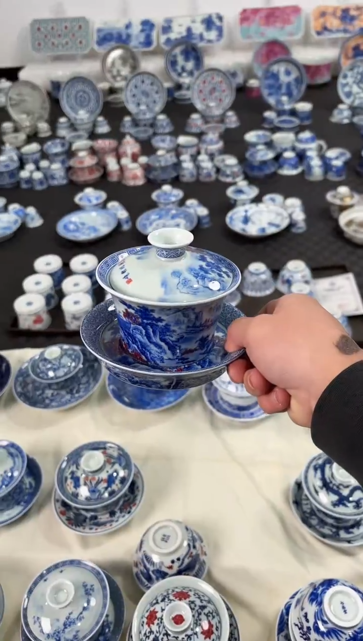 盖碗瓷景德镇陶瓷茶具青花釉里红清流圣境马蹄盖碗