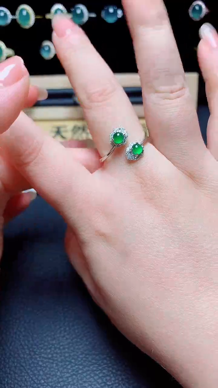 翡翠戒指银S925镶嵌天然翡翠A货s925银镶