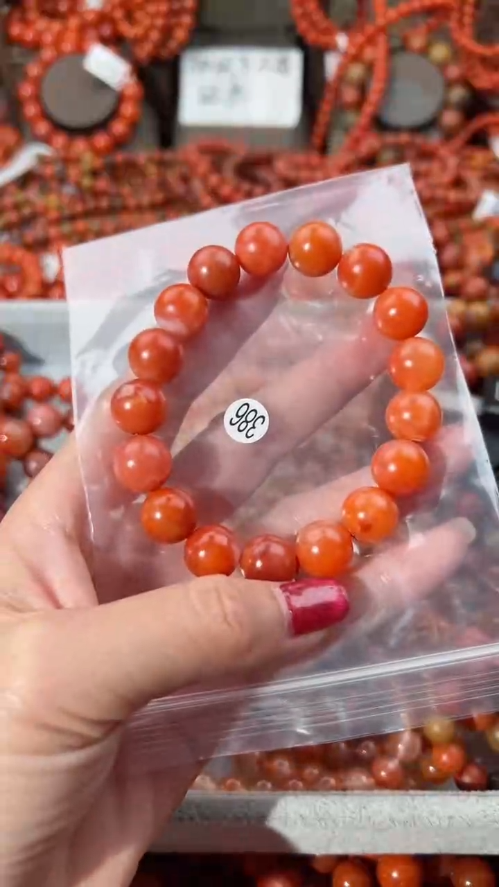 【闪购商品】南红玛瑙手串未镶嵌12+