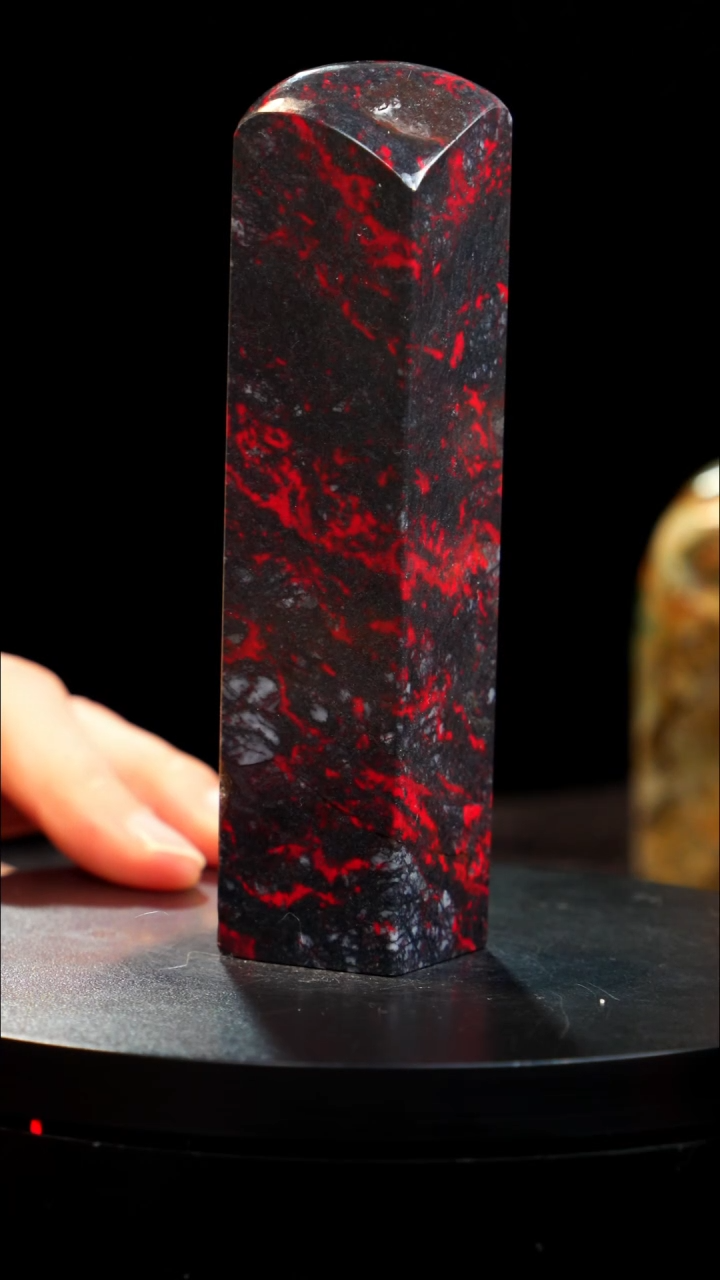 鸡血石精品梅花鸡血石旬阳