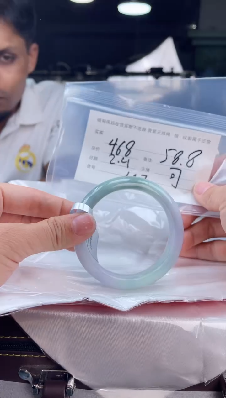 【闪购商品】定制翡翠手镯未镶嵌毛货手镯需精细抛光/58.8