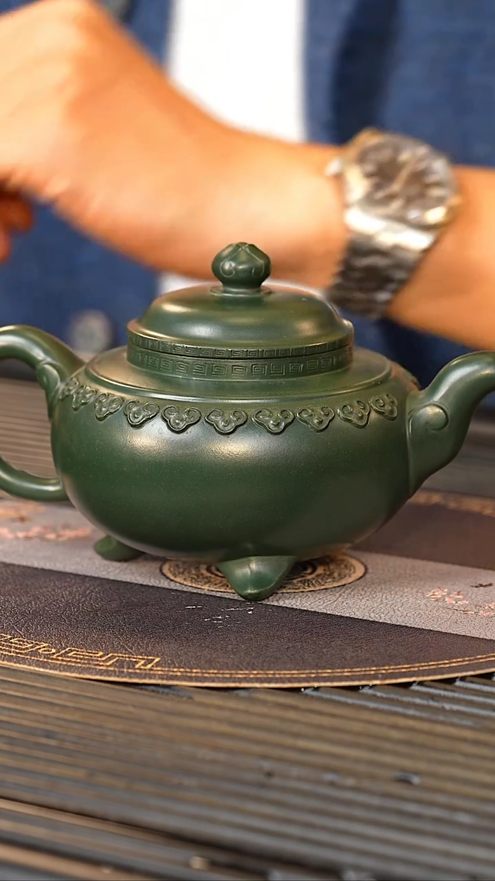 【闪购商品】紫砂茶壶XJH 绿泥 云肩如意
