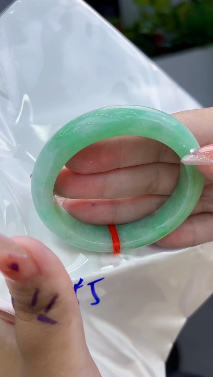 【闪购商品】翡翠手镯未镶嵌翡翠手镯