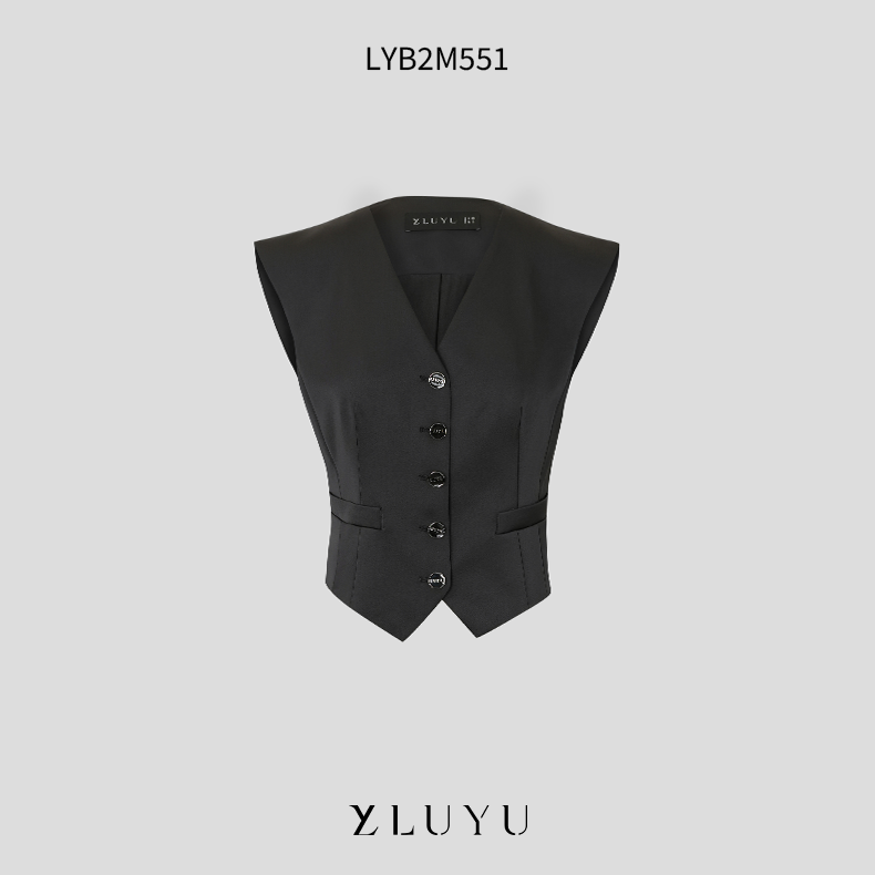 LUYU/鲁遇小众设计师款气质时尚轻奢春夏百搭排扣女上衣LYB2M551