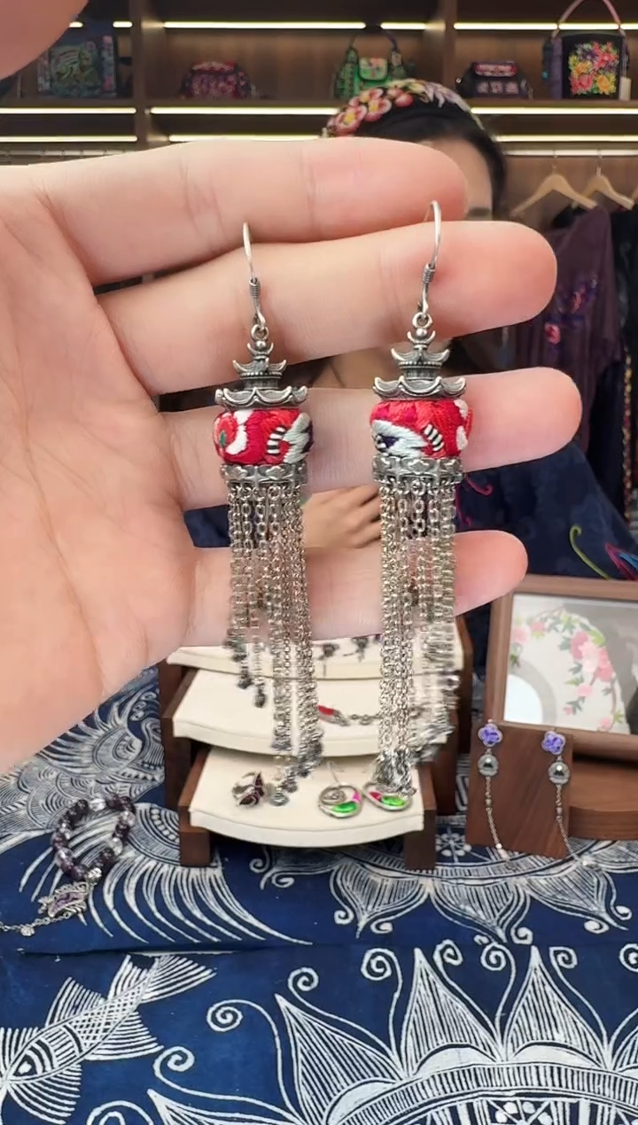 织绣541黔东南苗族刺绣