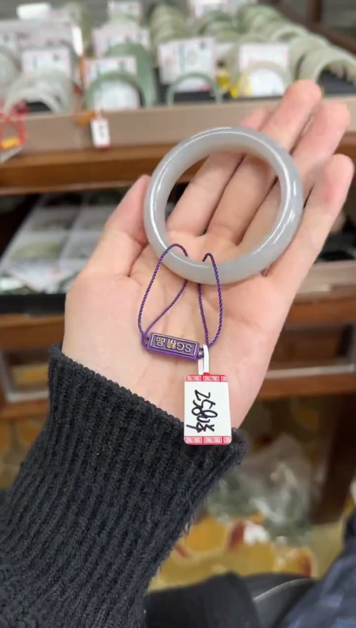 未镶嵌手镯和田玉52