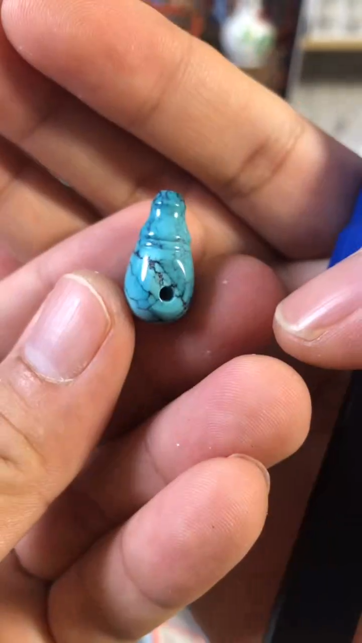 【闪购商品】绿松石珠宝奇石未镶嵌一个三通带铁线小冰裂纹