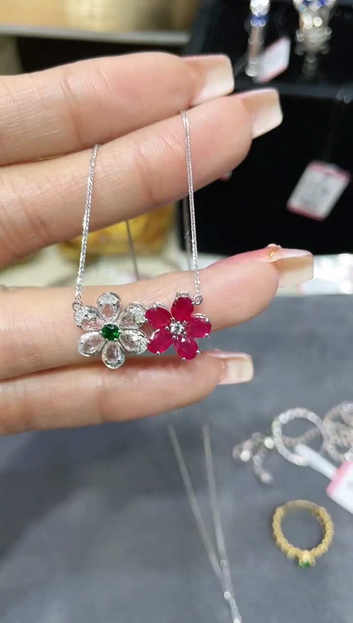【闪购商品】红宝石项链18K金镶嵌·