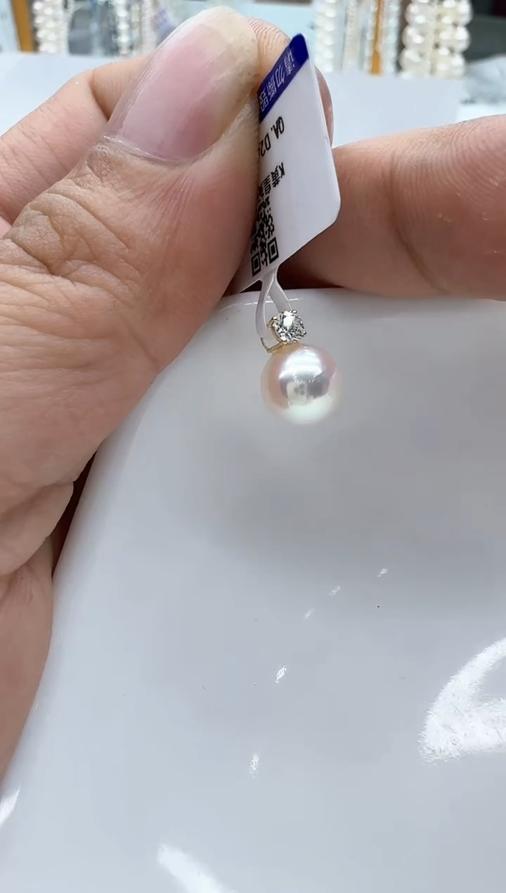 【闪购商品】海水珍珠颈饰18K金镶嵌清货