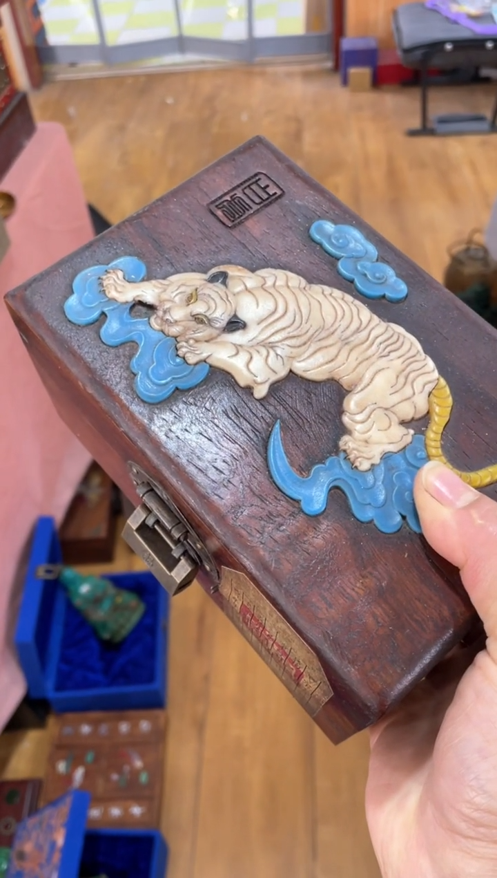 【闪购商品】摆件宫廷影视老旧工艺摆件
