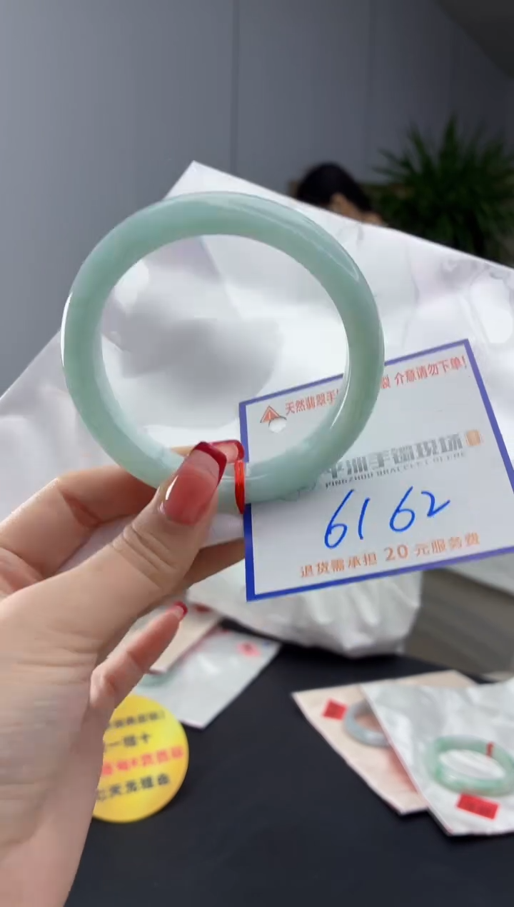 翡翠手镯未镶嵌1111111111