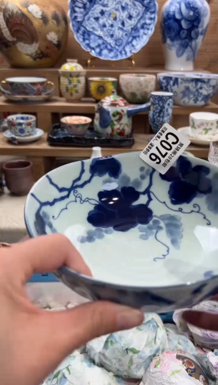 瓷片招*猫     C076