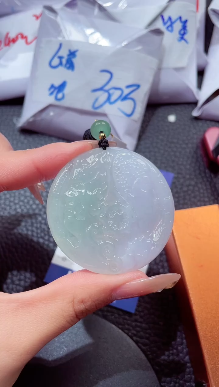 颈饰未镶嵌翡翠5