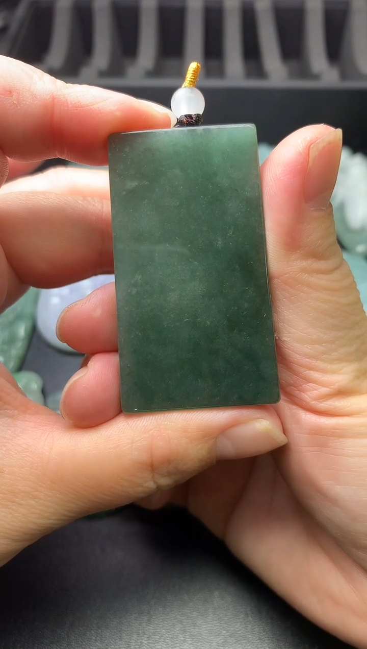 颈饰未镶嵌翡翠无事牌