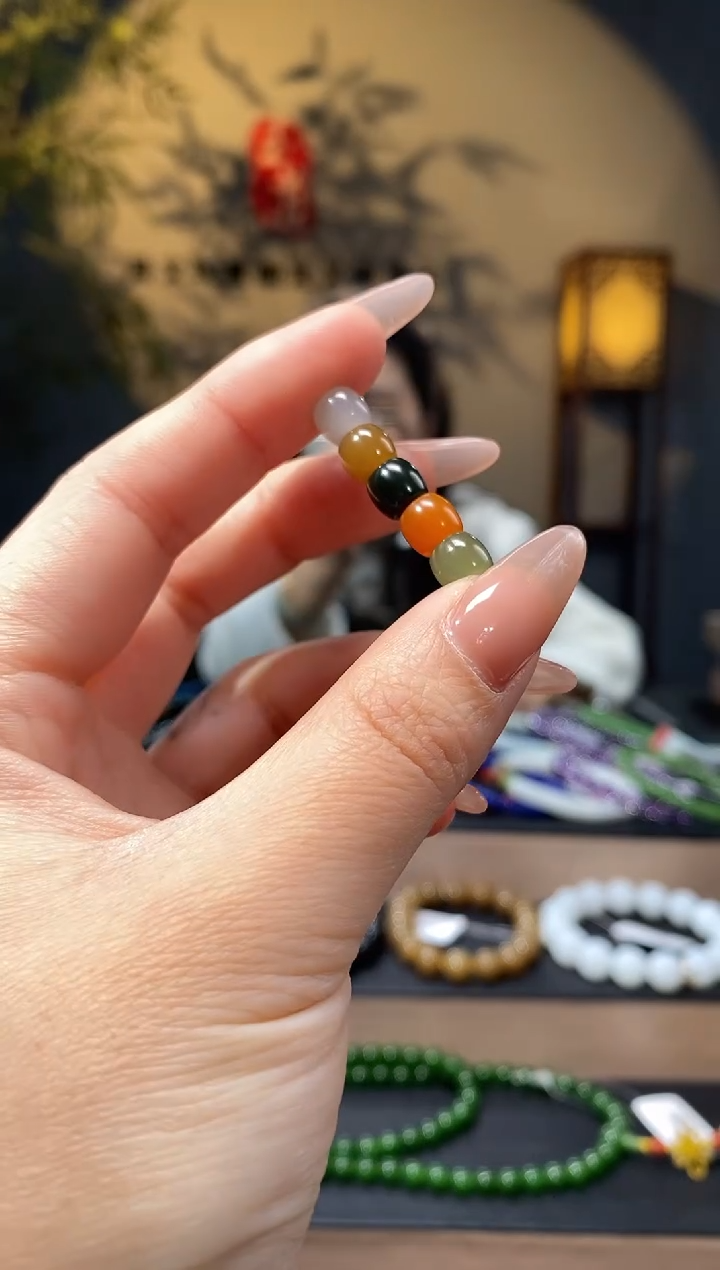 【闪购商品】和田玉配饰未镶嵌五连珠