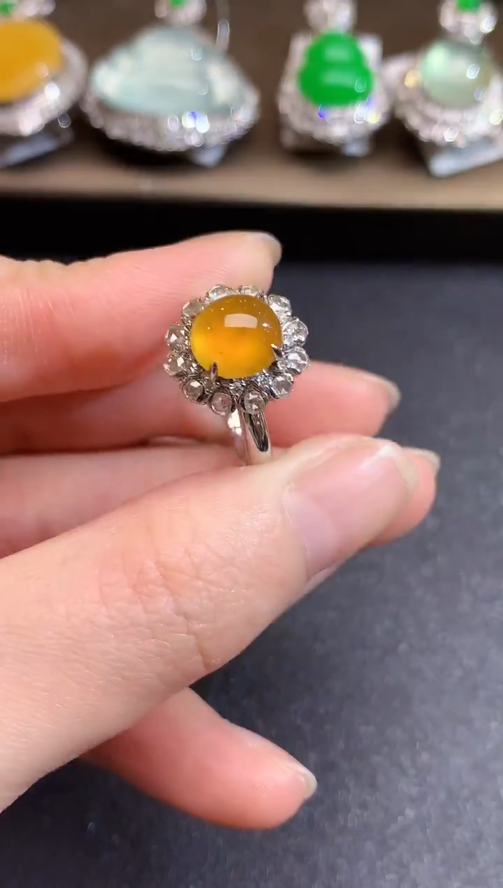 18K金镶嵌戒指翡翠A30  多样性发货一件