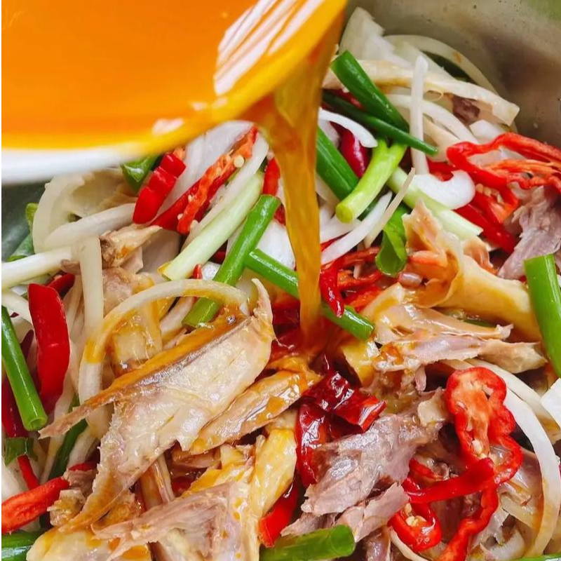 新疆美食椒麻鸡一整只