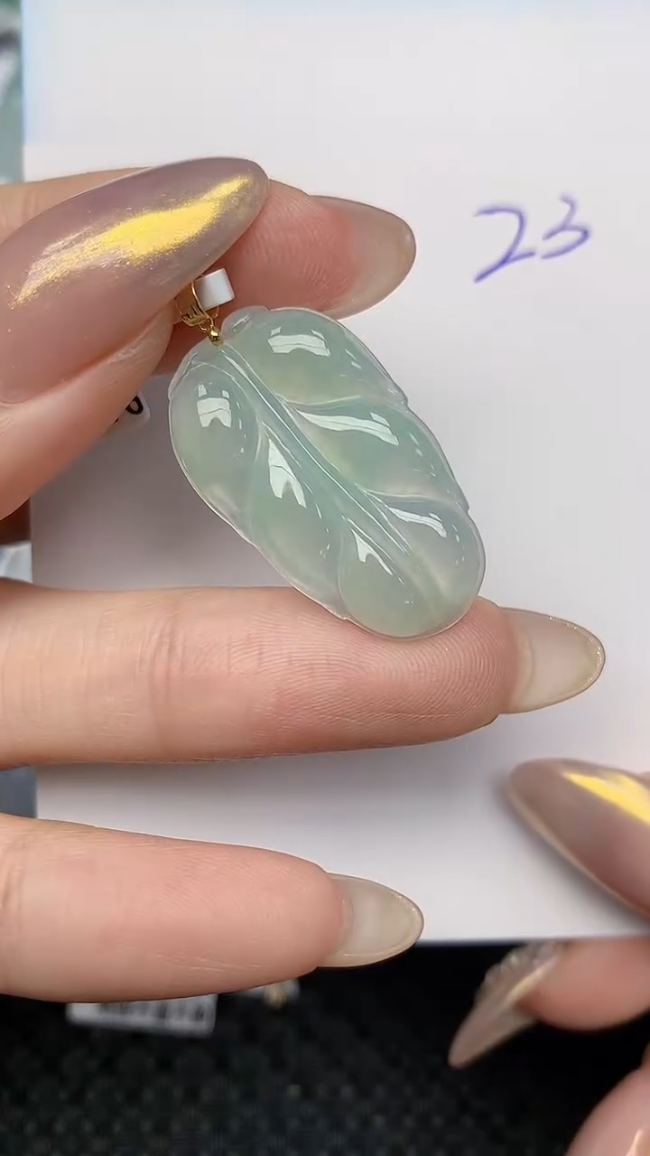 【闪购商品】翡翠颈饰18K金镶嵌 天然翡翠A货