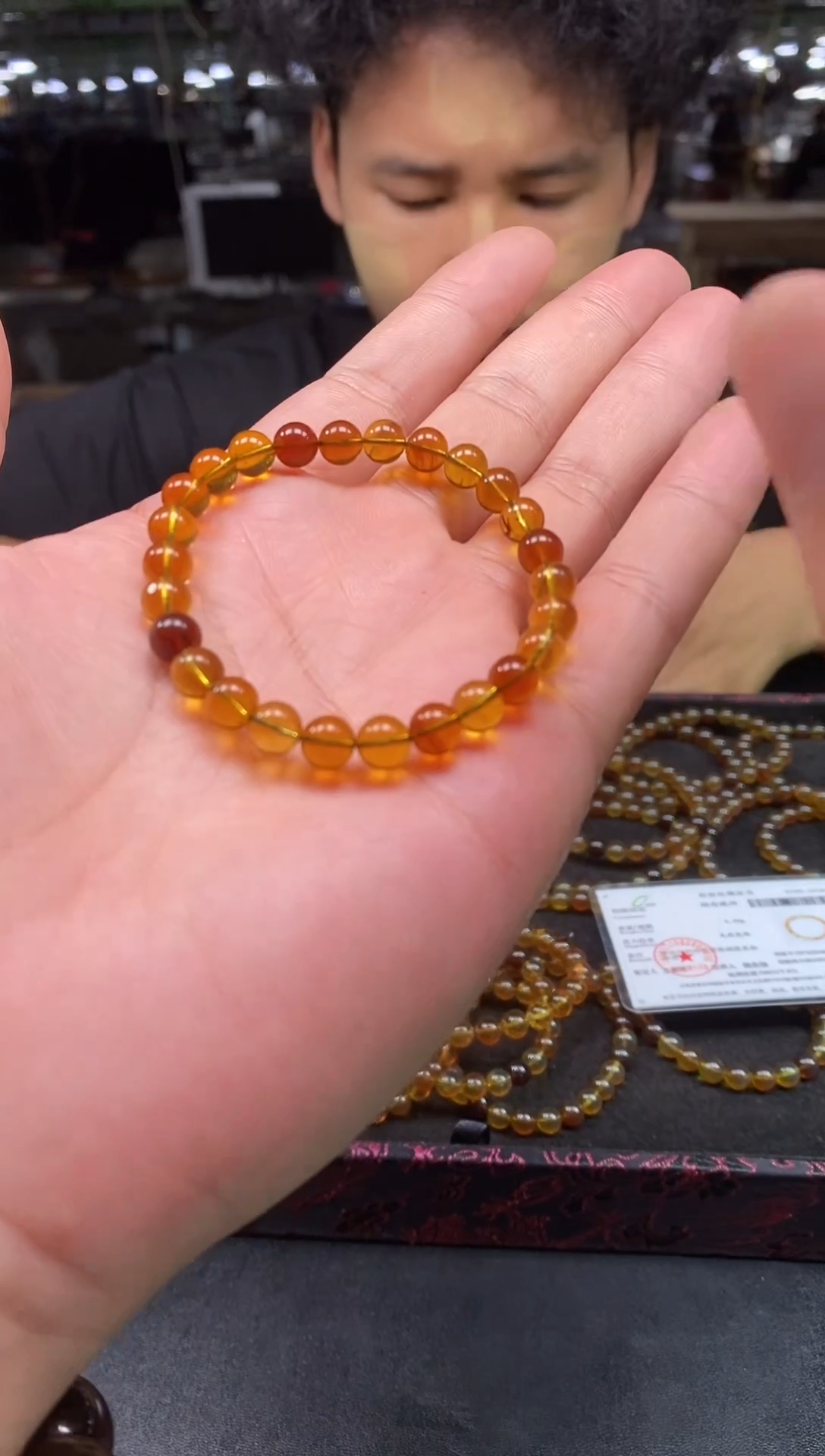 未镶嵌琥珀手串卡6+ 多宝手串多样性发其一