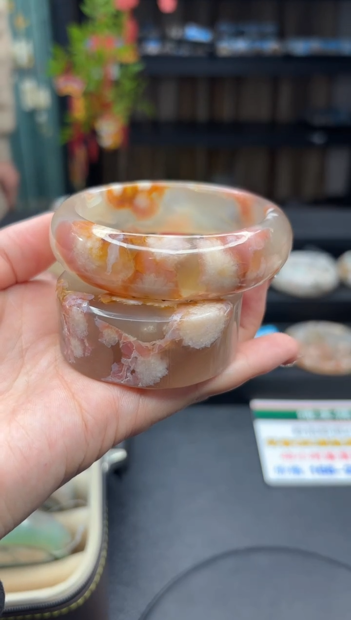 【闪购商品】石英质玉手镯未镶嵌297（59圈赠送镯心）