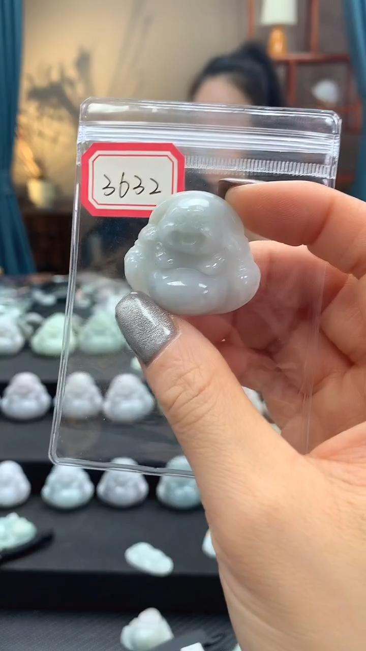颈饰未镶嵌翡翠佛公3632