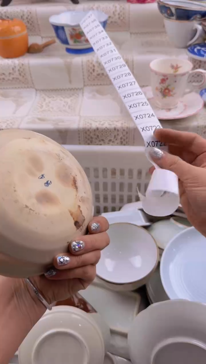722默认微瑕，满20元包邮