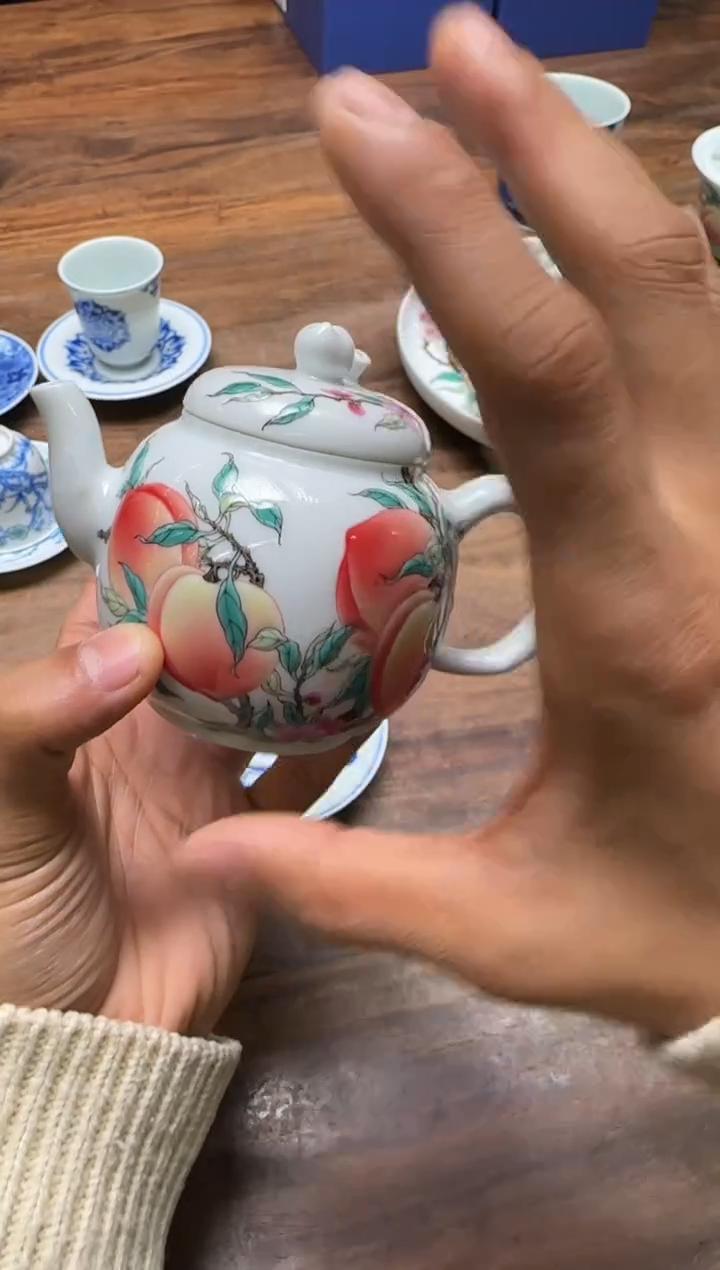 龙**翥一儒堂 翡翠桃 桃壶