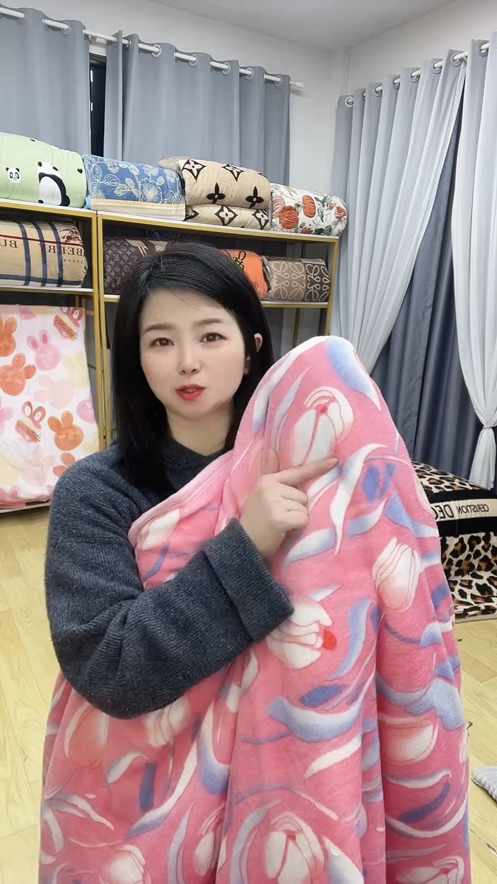 牛奶绒200*230粉郁金香被子