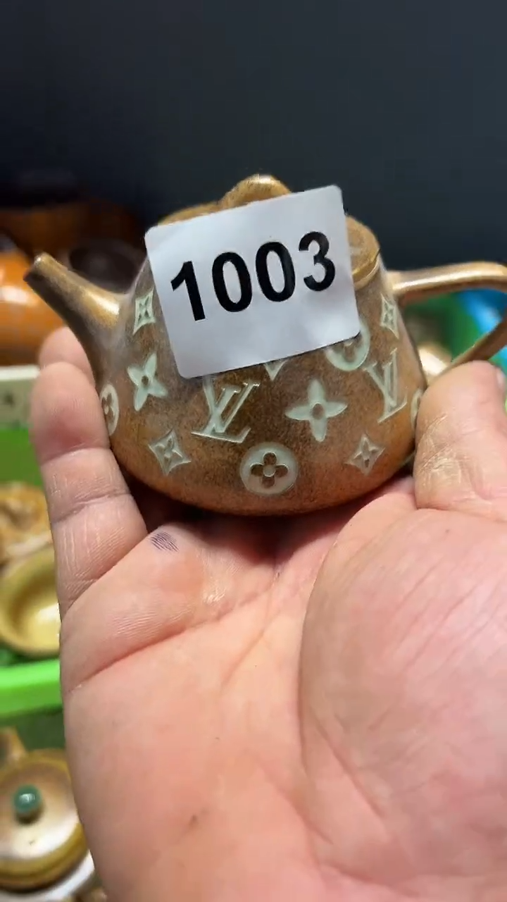 龙泉窑老花石瓢壶微瑕1003