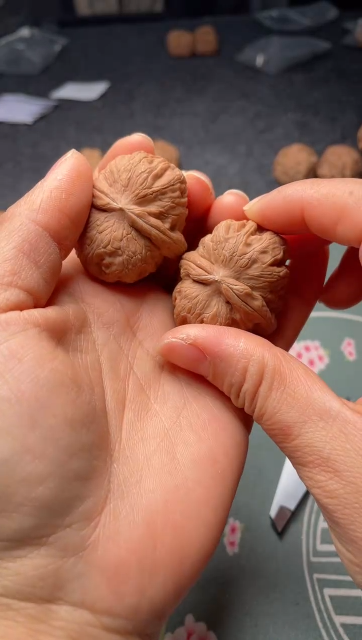 把件文玩核桃w311   元宝 39尺