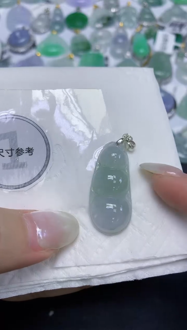 颈饰未镶嵌翡翠天然缅甸翡翠A货百元以上9元证书费自理