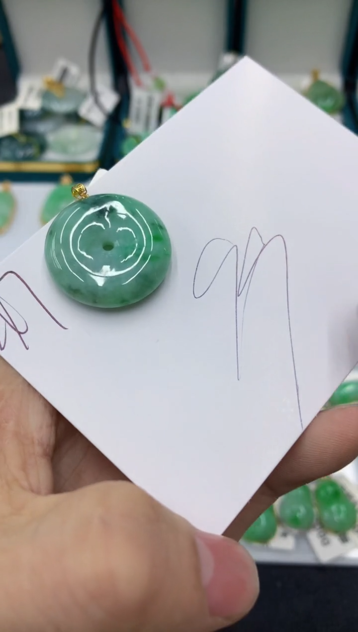 【闪购商品】翡翠颈饰18K金镶嵌1111111111