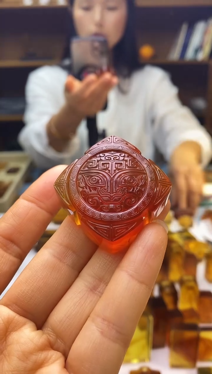 琥珀颈饰未镶嵌SN90-99（四方来财）