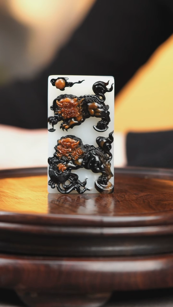 未镶嵌和田玉把件 