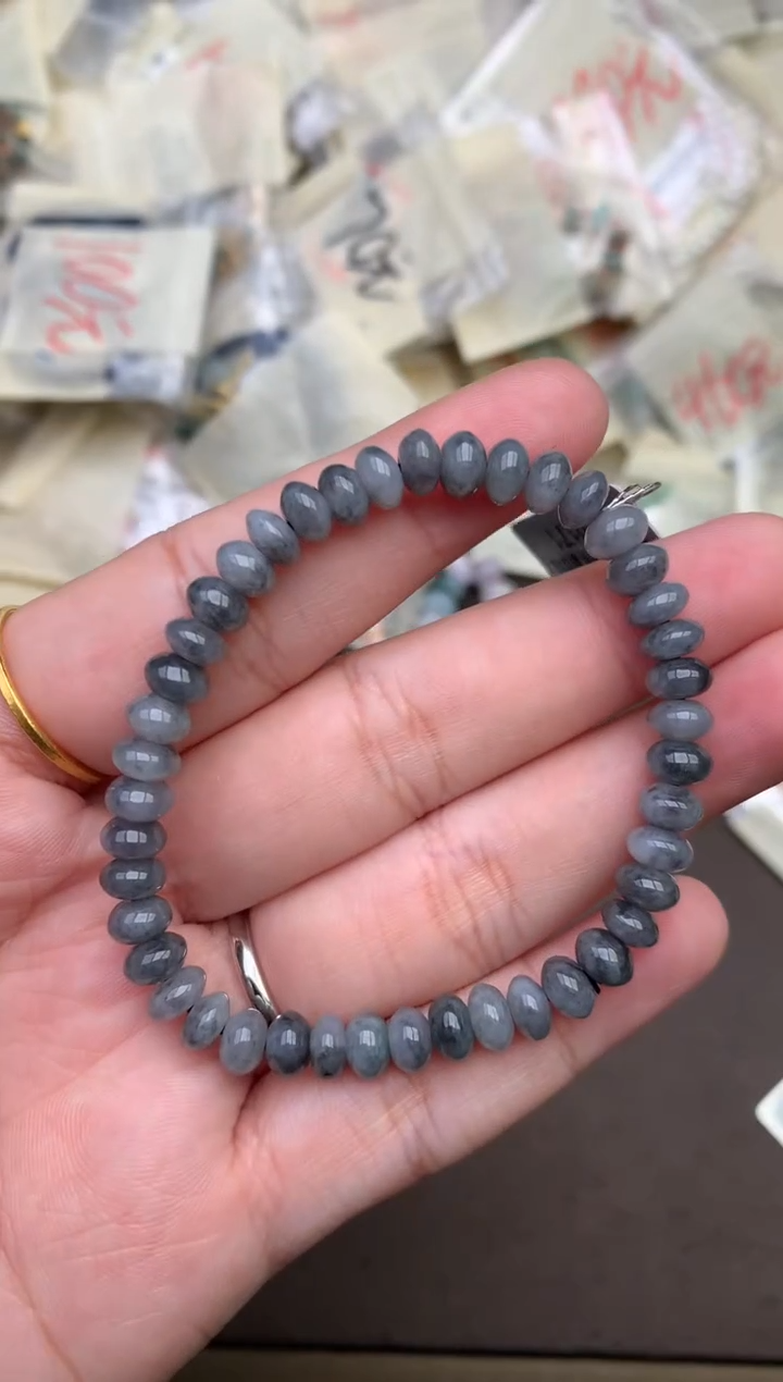 未镶嵌挂件翡翠一