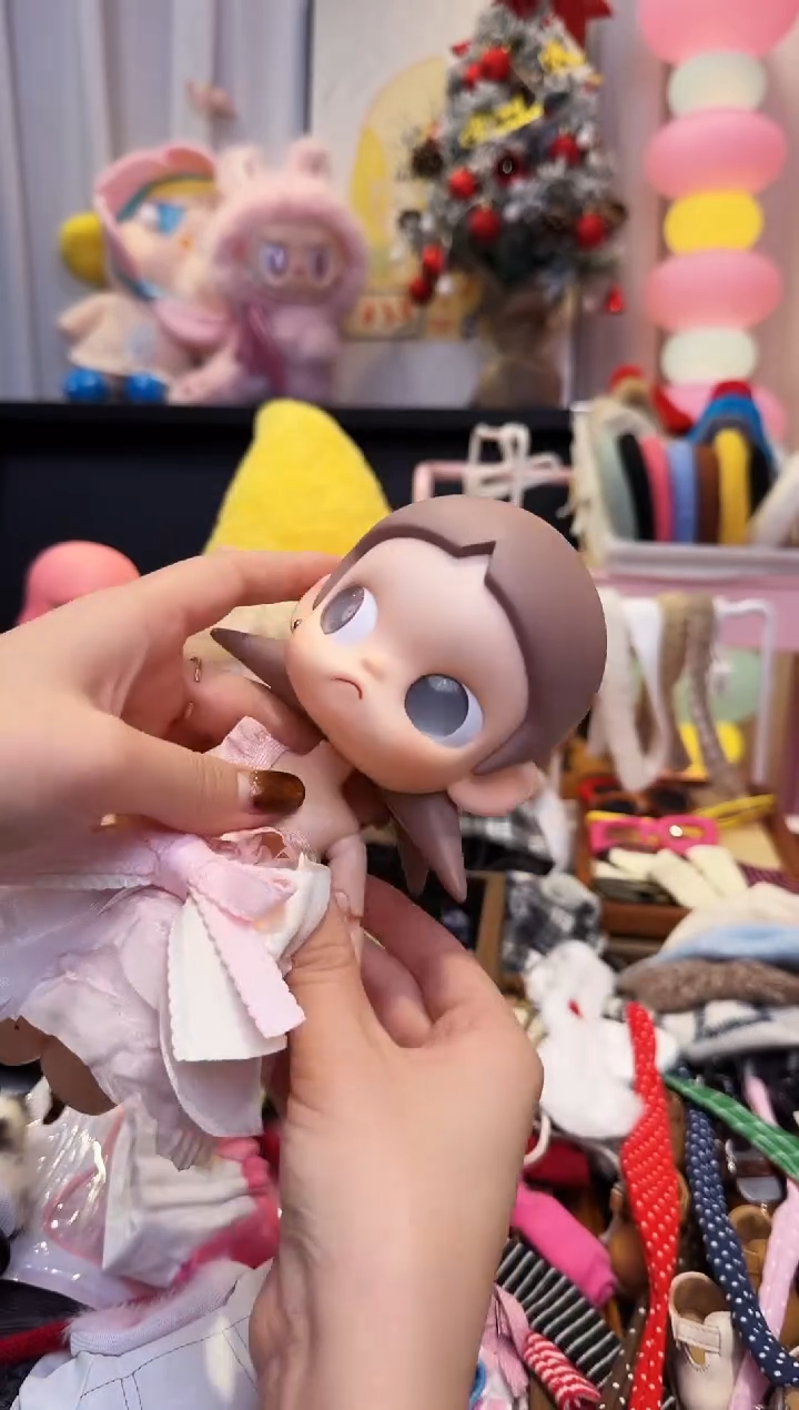 绮**生小裙子嘎子姐的