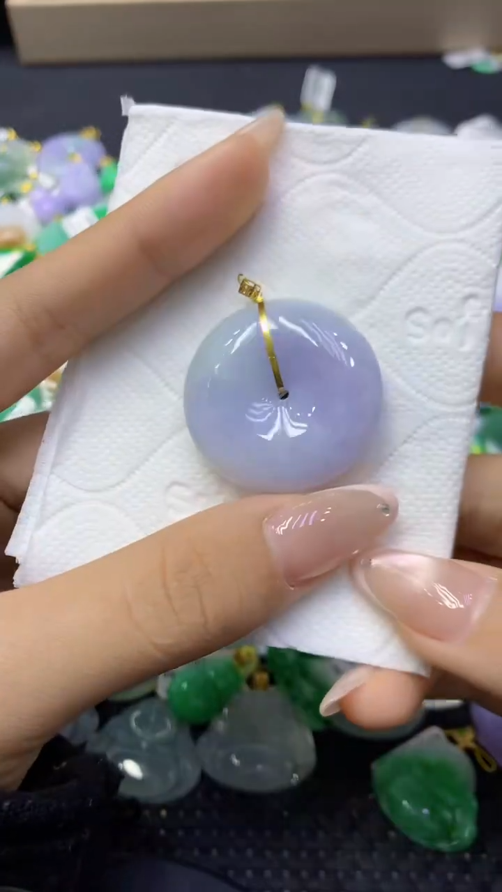 颈饰未镶嵌翡翠天然缅甸翡翠A货