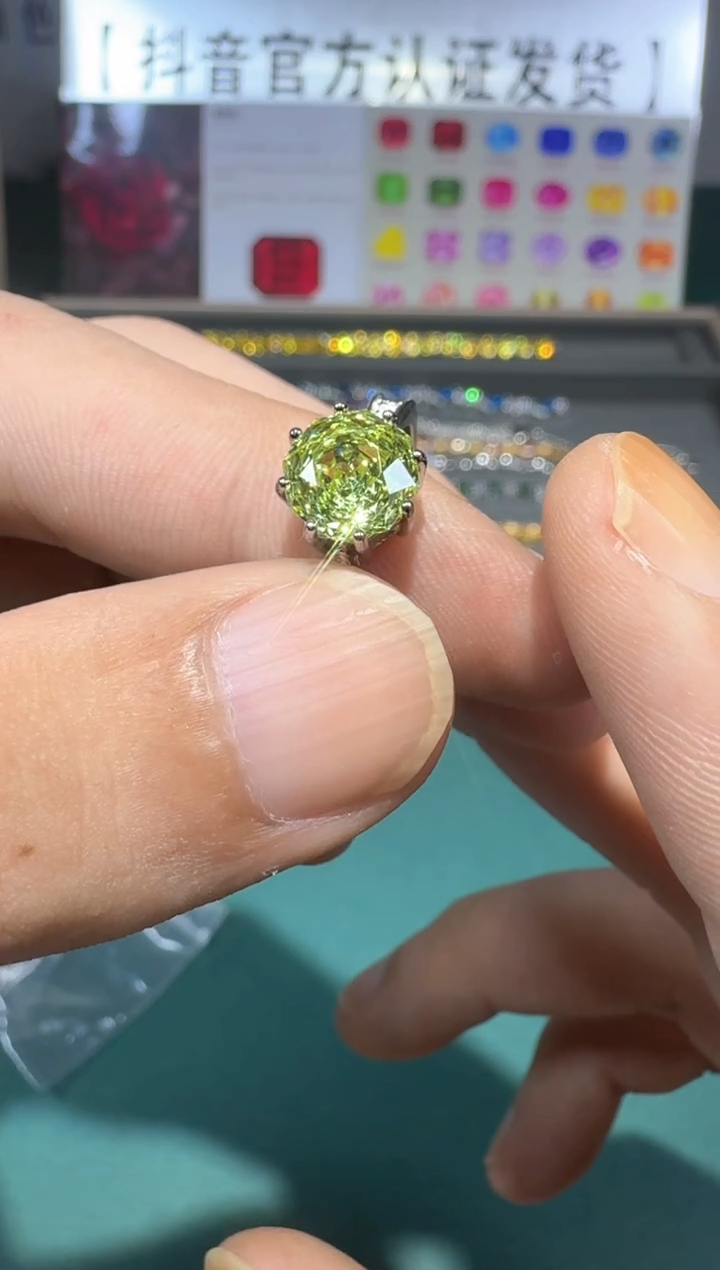 金绿宝石戒指18K金镶嵌1