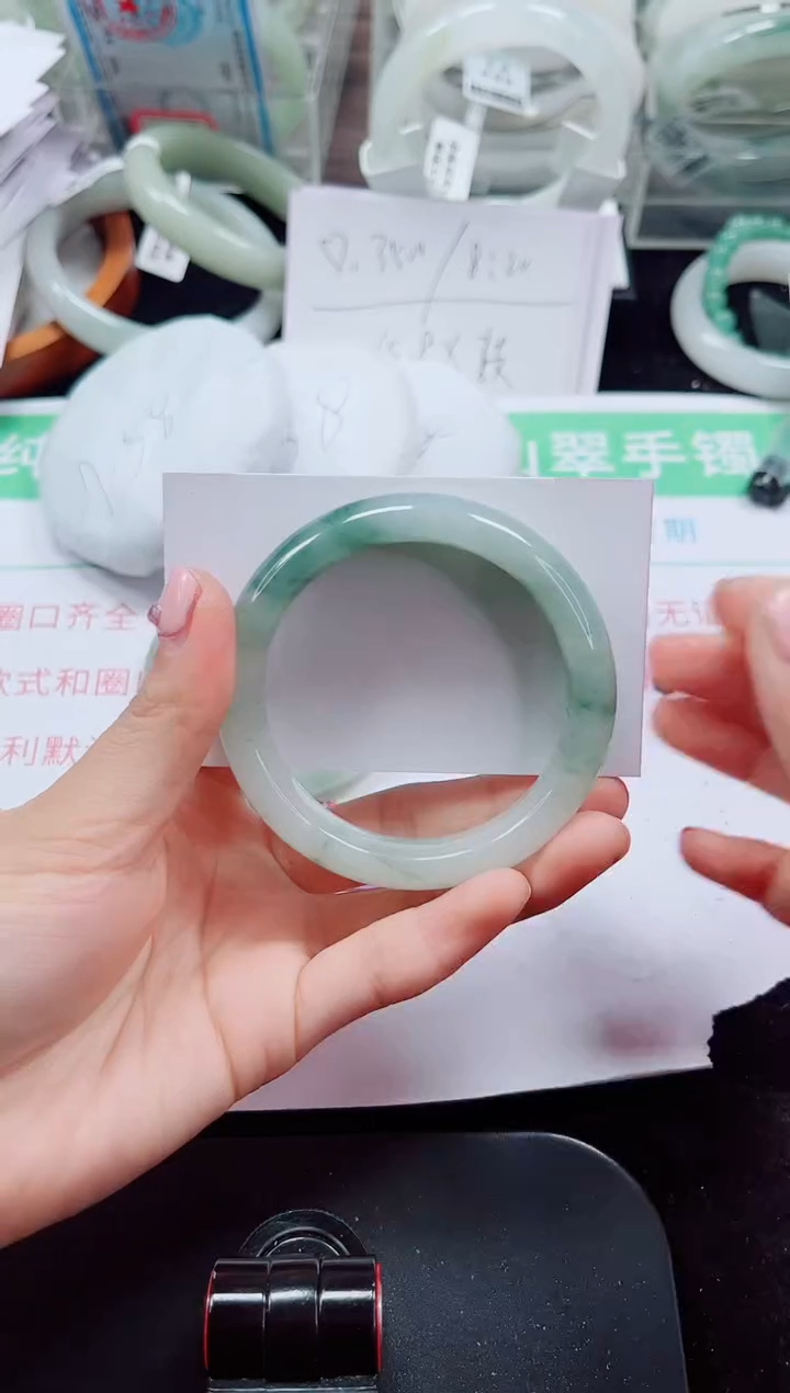 未镶嵌手镯石英质玉90-54/55