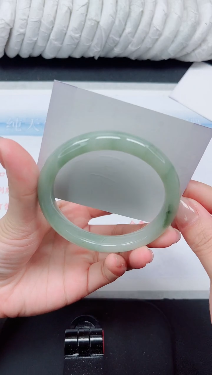 【闪购商品】石英质玉手镯未镶嵌138#60.6