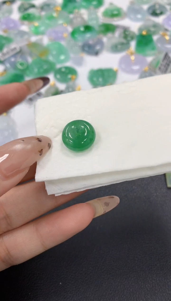 颈饰未镶嵌翡翠a货假一赔三支持复检百元上9元证书费自理