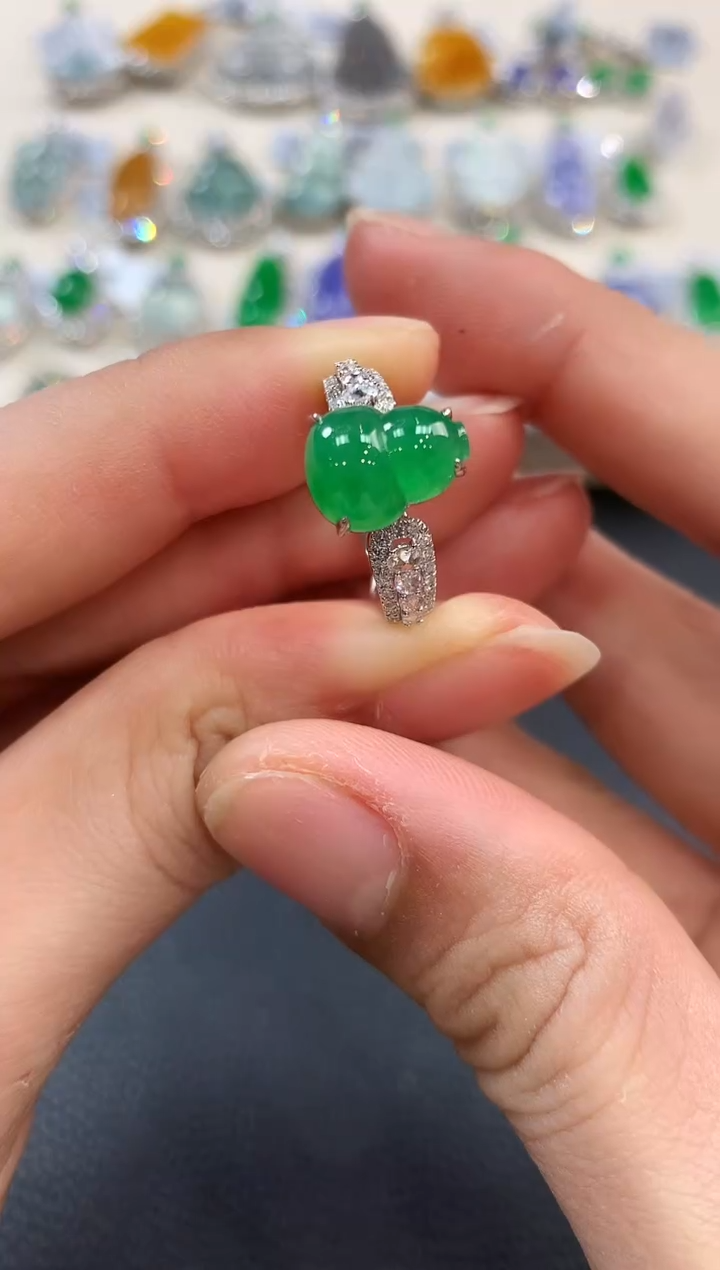 【闪购商品】翡翠戒指18K金镶嵌n20       